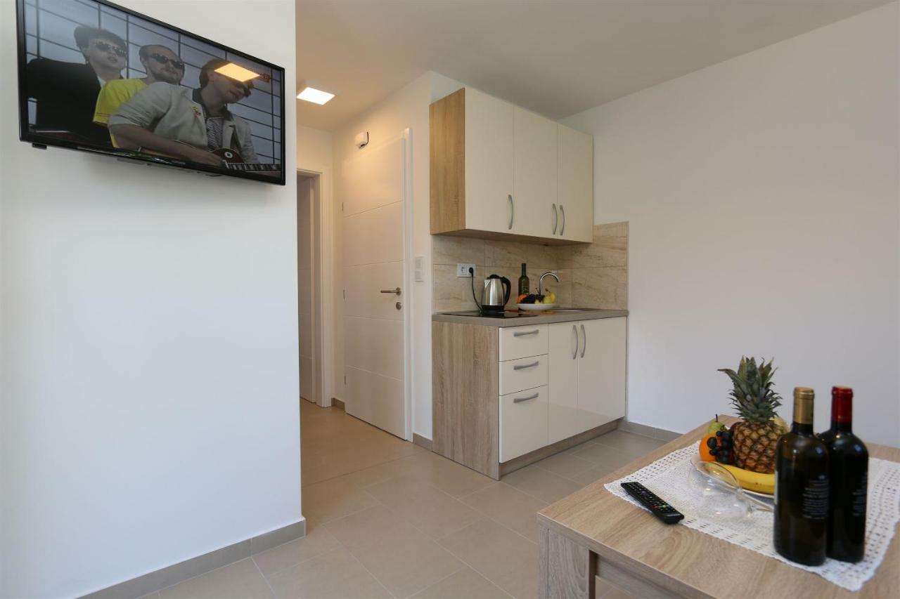 Apartments Maric-Hlapa Soline  Buitenkant foto